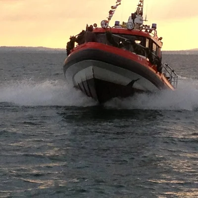 Mehrzweckboot